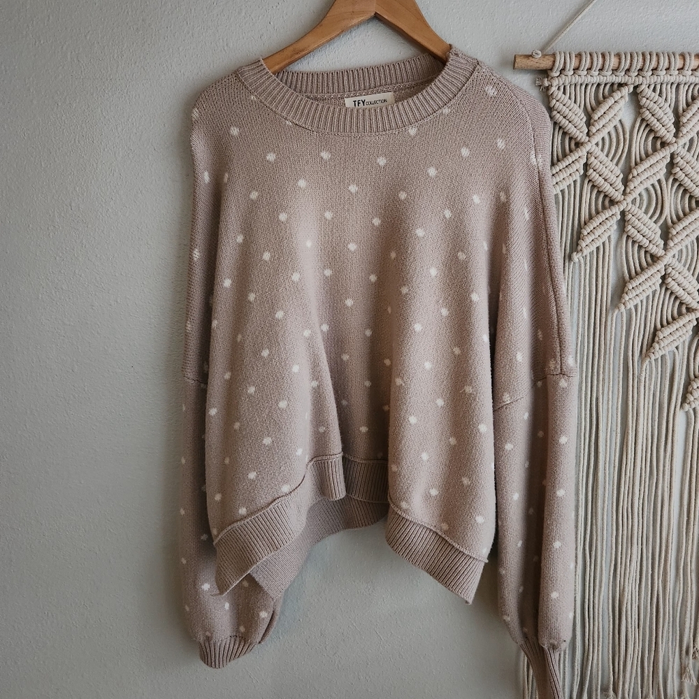 TFY Collection Taupe White Polka Dot Sweater‎ Size L Boutique